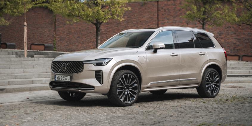 Volvo XC90 2025 T8 eAWD Ultra