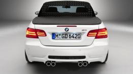 BMW M3 pick-up - tył - reflektory włączone