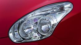 Opel Combo D Tour - lewy przedni reflektor - wyłączony