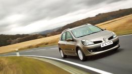 Renault Clio Grand Tour - widok z przodu