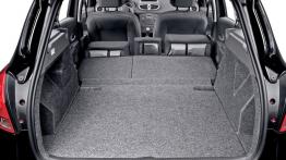 Renault Clio Grand Tour - tylna kanapa złożona, widok z bagażnika
