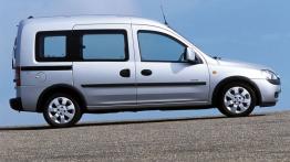 Opel Combo C Tour - prawy bok
