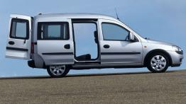 Opel Combo C Tour - prawy bok