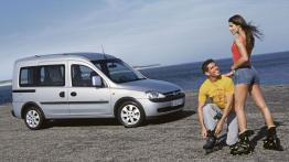 Opel Combo C Tour - prawy bok