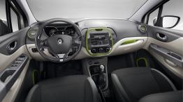 Renault Captur - pełny panel przedni
