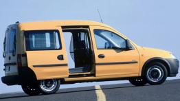 Opel Combo C Tour - prawy bok
