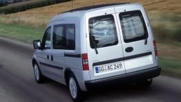 Opel Combo C Tour - widok z tyłu