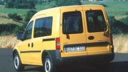 Opel Combo C Tour - widok z tyłu