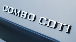 Opel Combo C Tour - emblemat