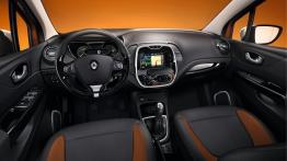Renault Captur - pełny panel przedni