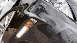 Toyota Prius Plus - zderzak przedni