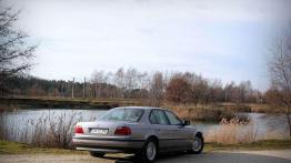 BMW Serii 7 - przystępny luksus