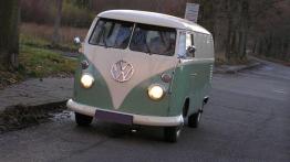 Volkswagen Bus - widok z przodu
