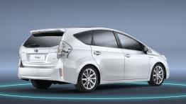 Toyota Prius Plus - widok z tyłu