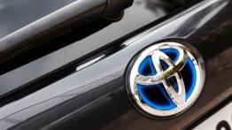 Toyota Prius Plus - emblemat