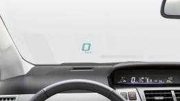 Toyota Prius Plus - inny element panelu przedniego