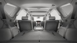 Toyota Prius Plus - tylna kanapa złożona, widok z bagażnika