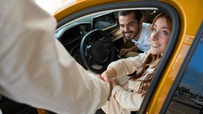 Subskrypcja zamiast własności – czy to koniec ery „posiadania” auta?