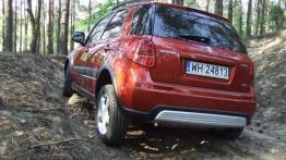 Suzuki SX4 4WD - zminiaturyzowany SUV