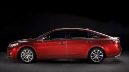 Toyota Avalon IV - lewy bok