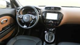 Kia Soul II (2014) CDRi 16V - kokpit
