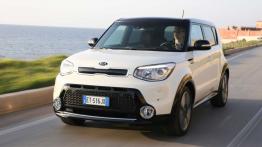 Kia Soul II (2014) CDRi 16V - widok z przodu
