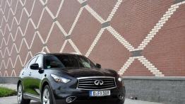 Infiniti FX50S - Muscle SUV
