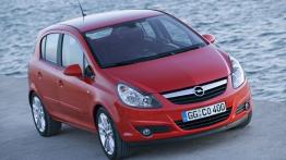 Opel Corsa IV - widok z przodu