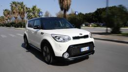 Kia Soul II (2014) CDRi 16V - widok z przodu