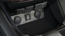 Toyota Avalon IV - konsola środkowa