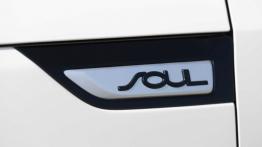 Kia Soul II (2014) CDRi 16V - emblemat boczny