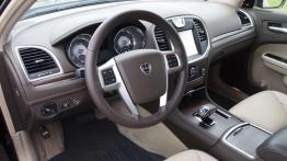 Dla kierowców z fantazją - Lancia Thema 3.6 V6