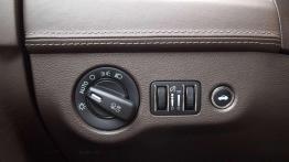 Dla kierowców z fantazją - Lancia Thema 3.6 V6