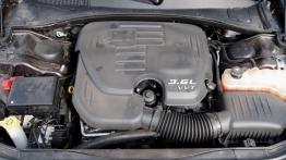 Dla kierowców z fantazją - Lancia Thema 3.6 V6