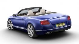 Bentley Continental GTC V8 - widok z tyłu