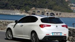 Alfa Romeo Giulietta Nuova - widok z tyłu