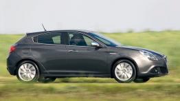 Alfa Romeo Giulietta Nuova - prawy bok