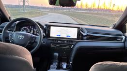 Toyota Camry Hybrid Executive - pe³ny panel przedni