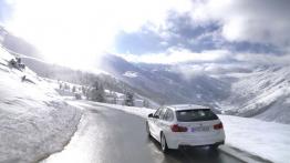 BMW 320d Touring xDrive - widok z tyłu