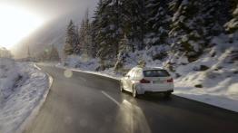 BMW 320d Touring xDrive - widok z tyłu