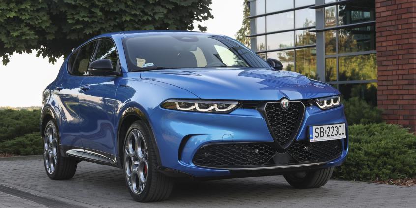 Alfa Romeo Tonale Veloce vs BMW X2 sDrive20i – Design i emocje vs niemiecka precyzja i system iDrive 9