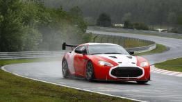 Aston Martin V12 Zagato - Moc dwóch garbów