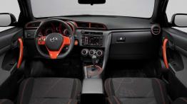 Scion tC Coupe z nowym pakietem dodatków
