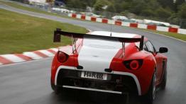 Aston Martin V12 Zagato - Moc dwóch garbów