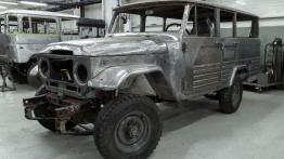 Odrestaurowany Land Cruiser FJ45LV – unikat dla kalifornijskich surferów