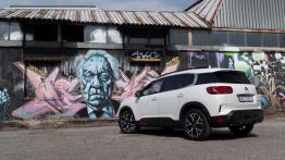 Citroen C5 Aircross – co ma ze starych Citroenów?
