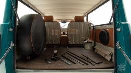 Odrestaurowany Land Cruiser FJ45LV – unikat dla kalifornijskich surferów