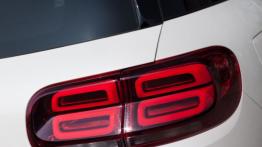 Citroen C5 Aircross – co ma ze starych Citroenów?