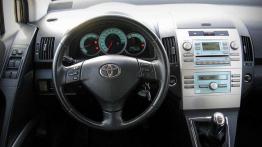 Toyota Corolla Verso - dla rodziny czy wybrańców?