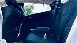 Toyota Prius Plug-in Hybrid kontra Hyundai IONIQ Plug-in – starcie „zielonych” tytanów